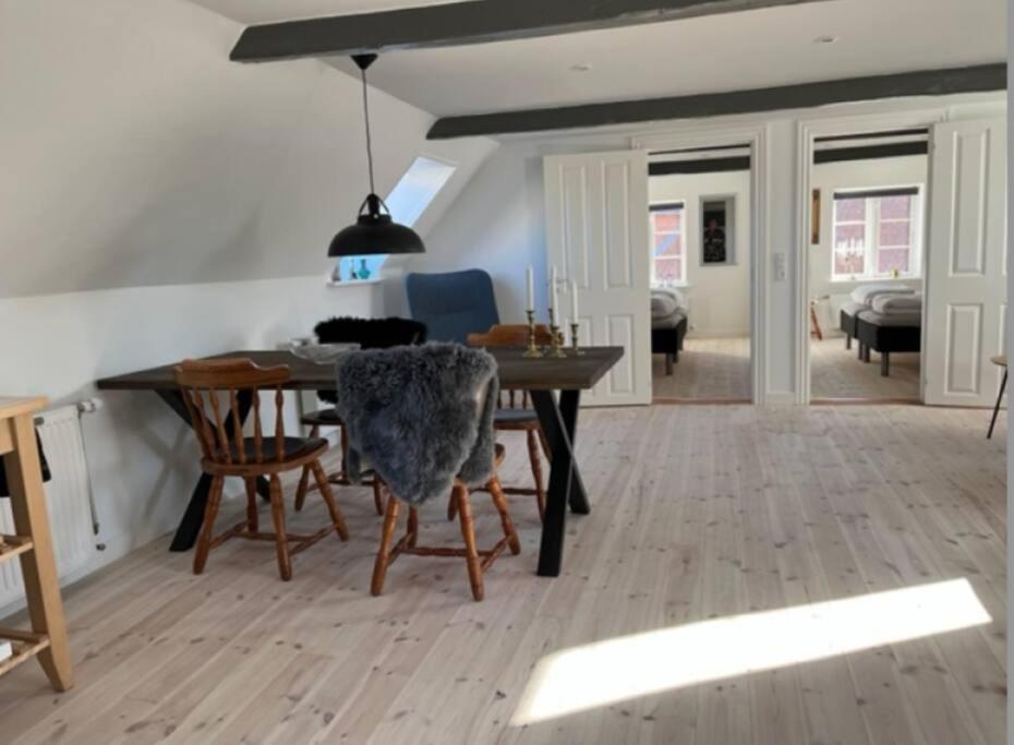 Unik Ferielejlighed I Marstal. Apartment Luaran gambar