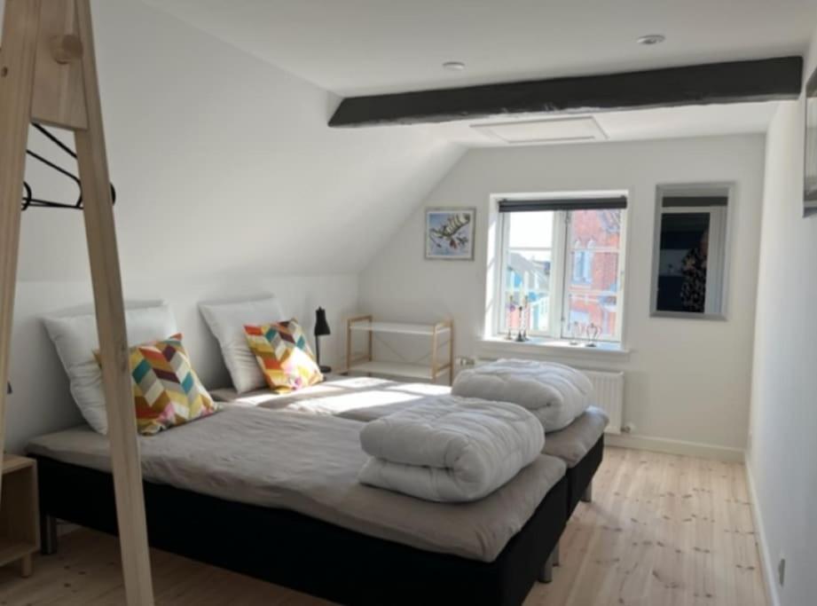 Unik Ferielejlighed I Marstal. Apartment Luaran gambar